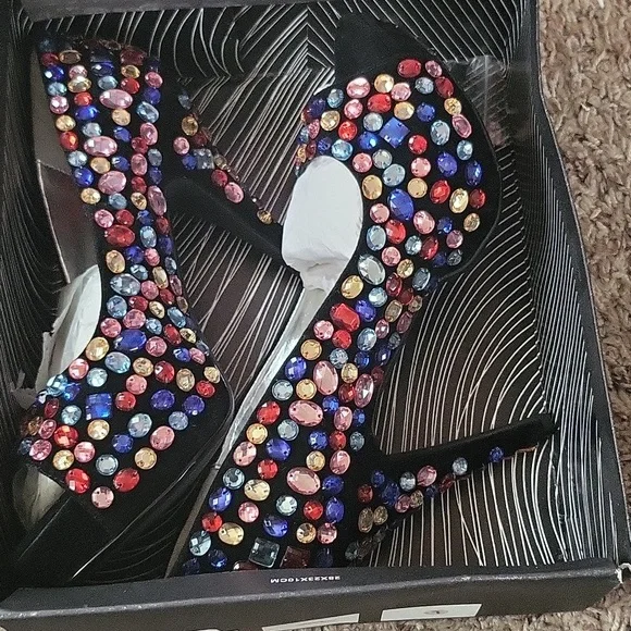 JB bedazzled heels - Picture 1 of 4